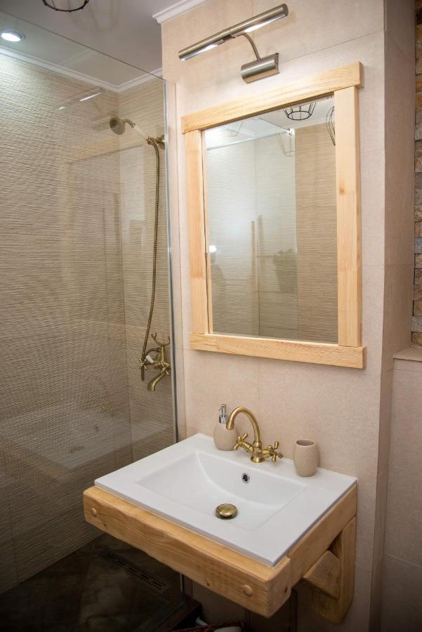 Apartament Daria Tîrgu Ocna Zewnętrze zdjęcie