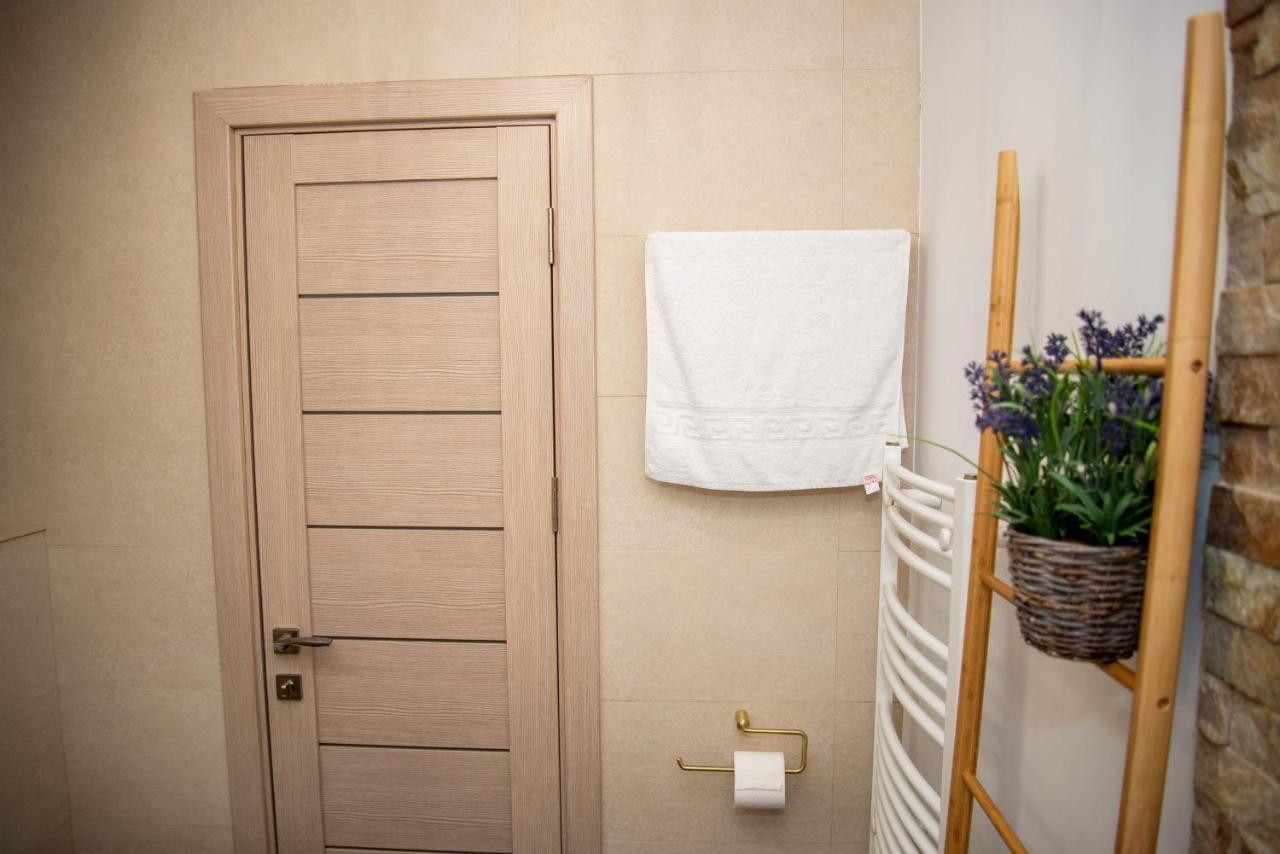 Apartament Daria Tîrgu Ocna Zewnętrze zdjęcie